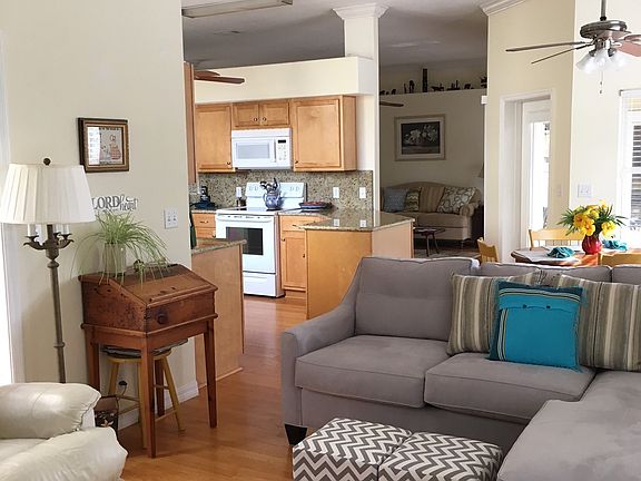 4th image of 1 Buffalo Meadow Ln