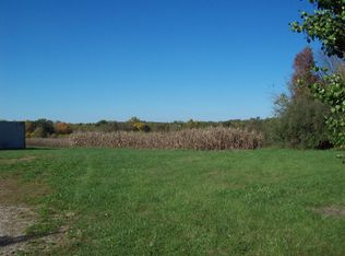 835 W St. Hy #40, Greenville, IL 62246