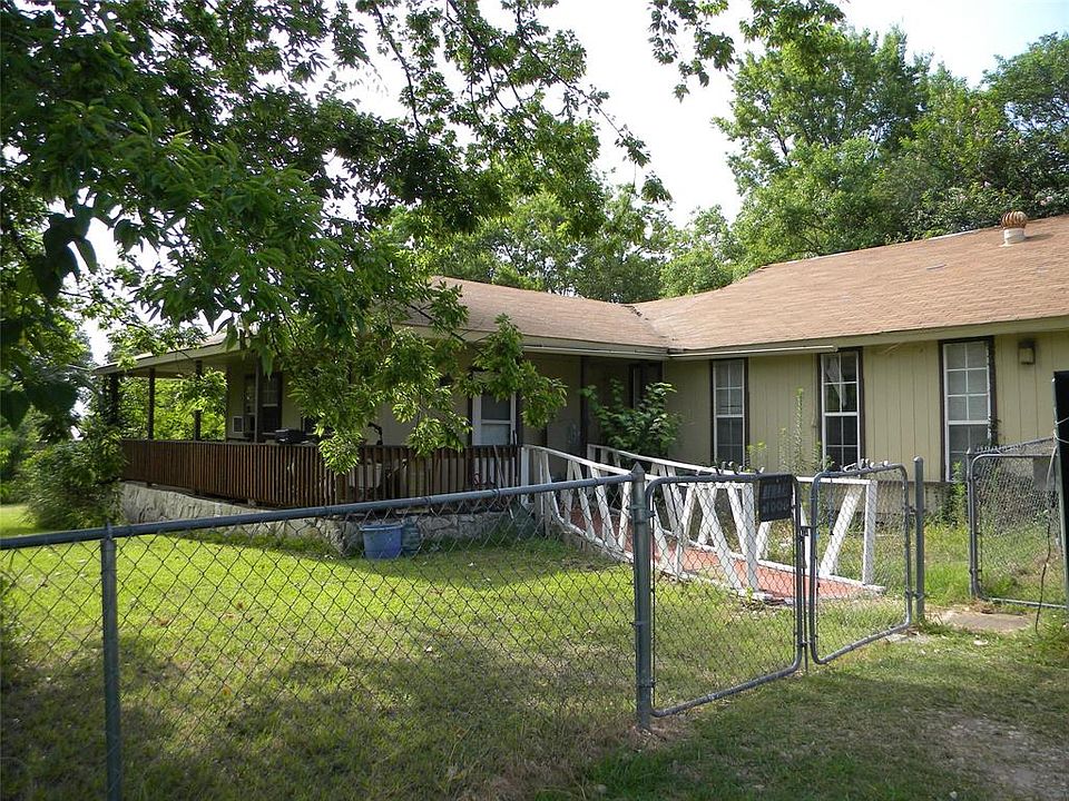 1st image of 714 Briggs Blvd
