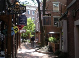 10 Commercial Aly, Portsmouth, NH 03801