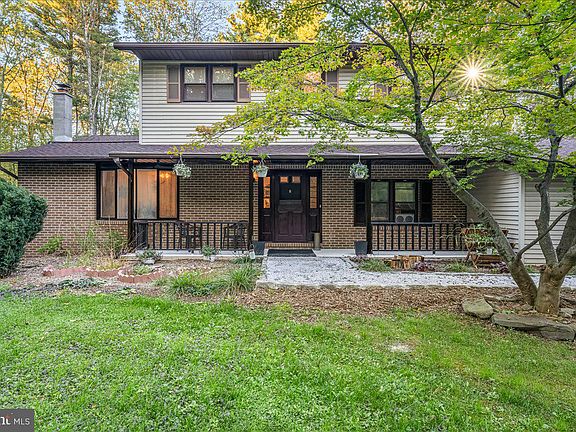 2nd image of 150 Longwoods Dr