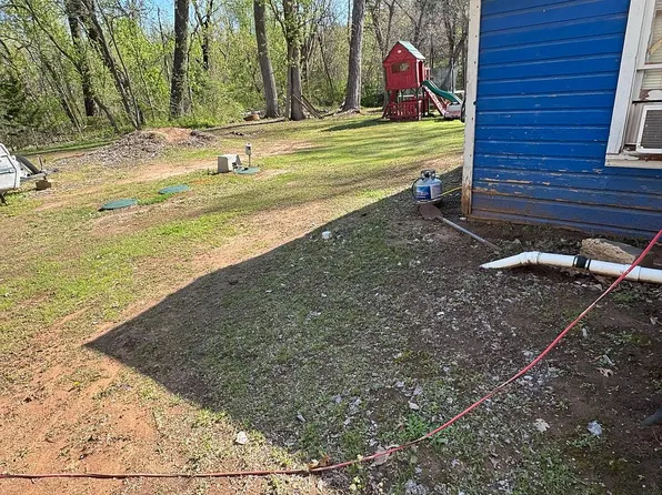 21000 E 4th St, Hinton, OK 73047