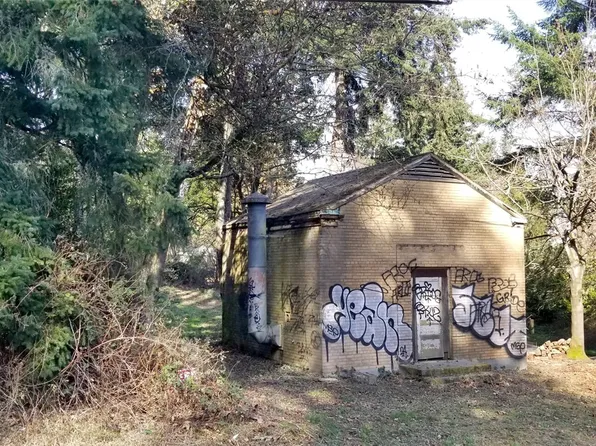 8306 SW 216th Street, Vashon, WA 98070