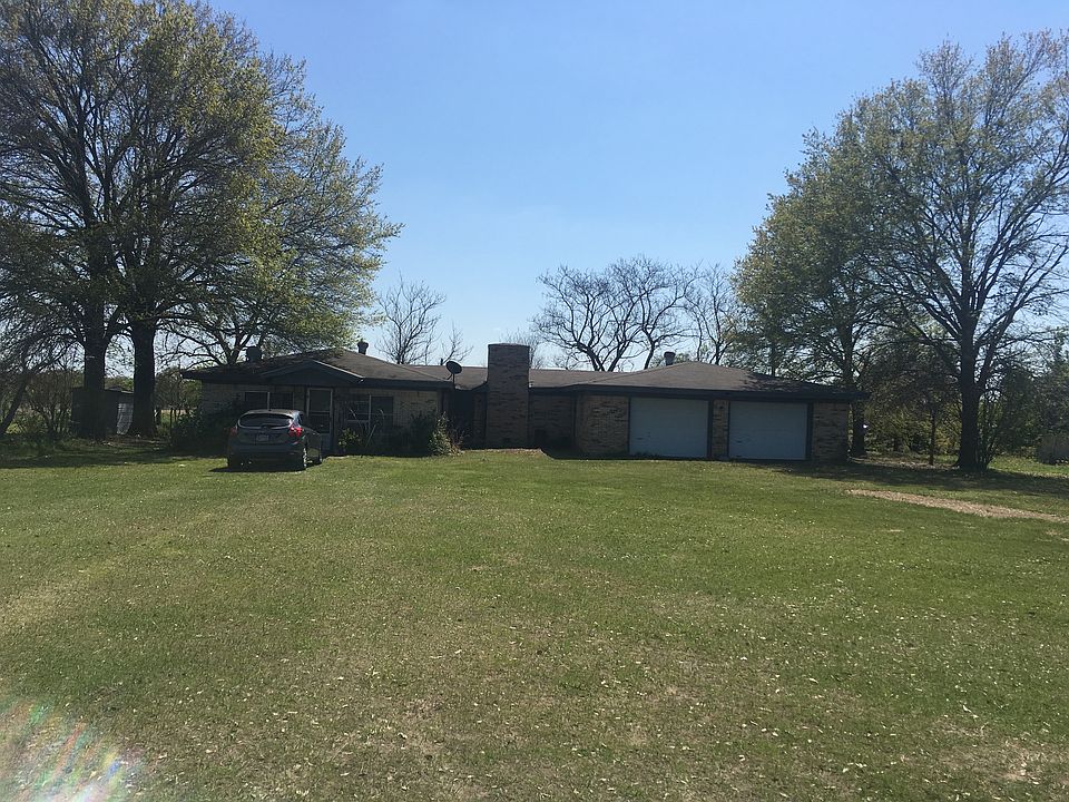 2nd image of 1021 Vz County Road 2141