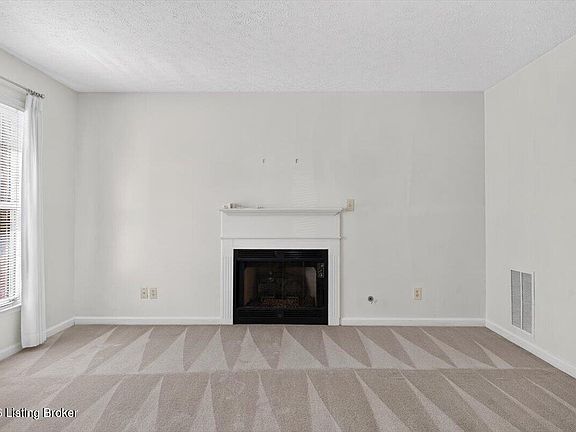 5th image of 15 Trace Ln