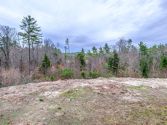 3rd image of 515 Bickford Pond Road