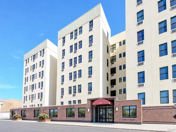 25 W Broadway #417, Long Beach, NY 11561