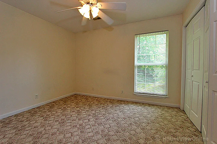 2831 Hemlock Ct — Photo 13