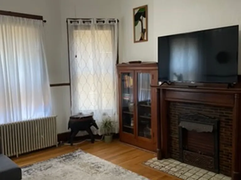 645 Grand Ave #1 — Photo 10