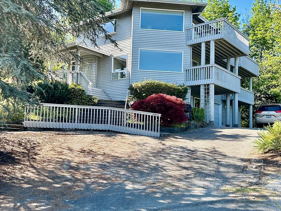 Top of the hill with views and privacy