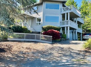 19749 53rd Ave NE, Lake Forest Park, WA 98155