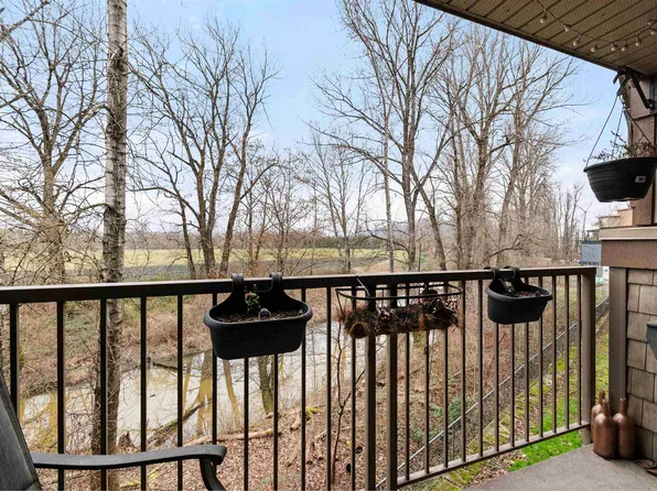 45567 Yale Rd #209, Chilliwack, BC V2P 0B2