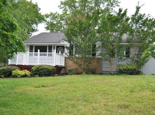 384 Overlook Dr, Neptune, NJ 07753