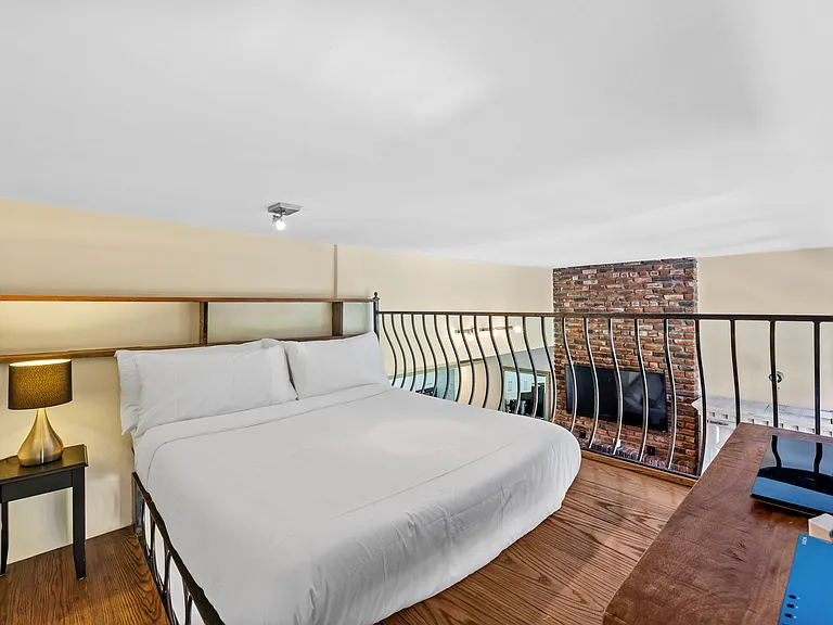 10 Charles St #3-A — Photo 22