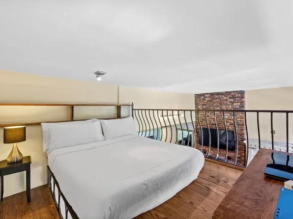 10 Charles Street image 21 of 25