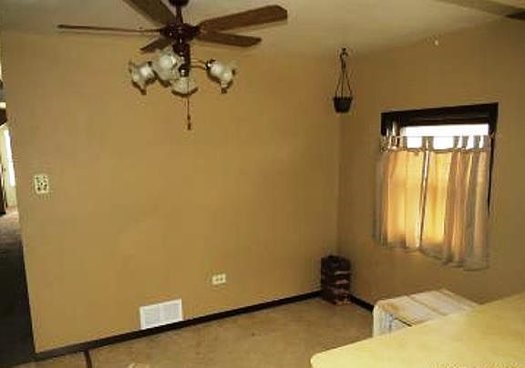 5th image of 1229 River Dr