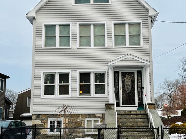 45 Mead Ave #2