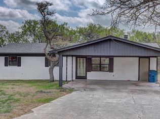 403 Mack Hollimon Dr, Kerrville, TX 78028