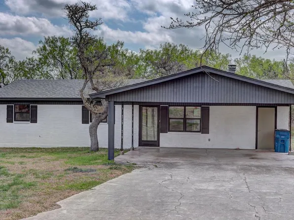 403 Mack Hollimon Dr, Kerrville, TX 78028