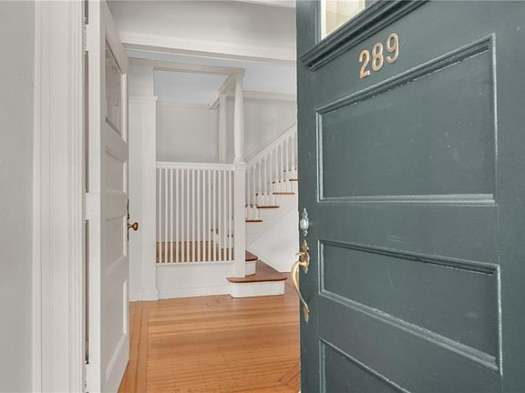 5th image of 289 Wayland Ave