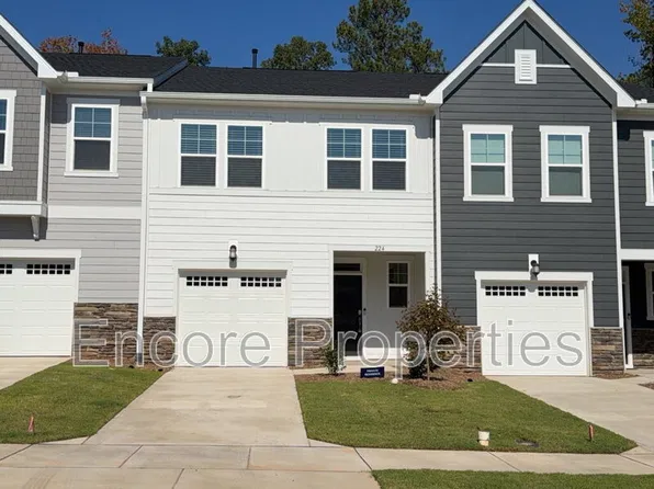 224 Deercroft Dr, Apex, NC