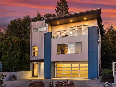 9340 California Avenue SW, Seattle, WA, 98136