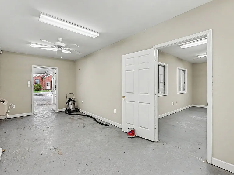10 Piper Pl — Photo 34