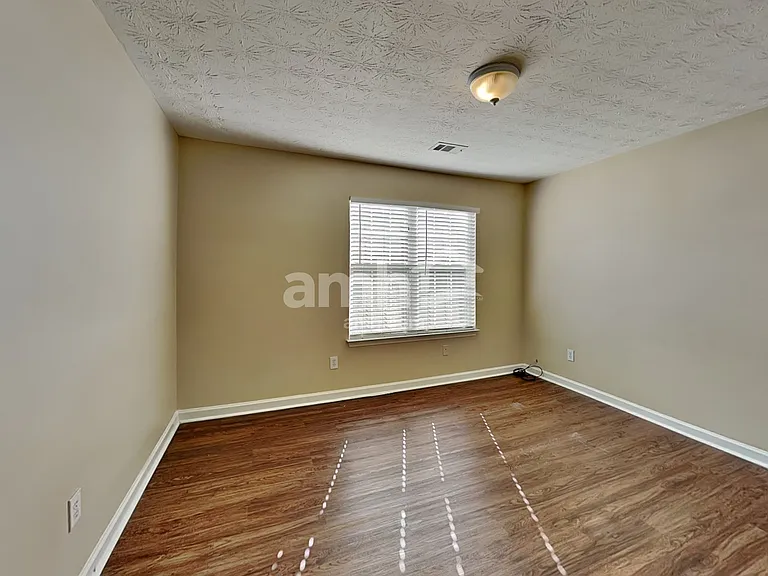 540 Gables Ct — Photo 23