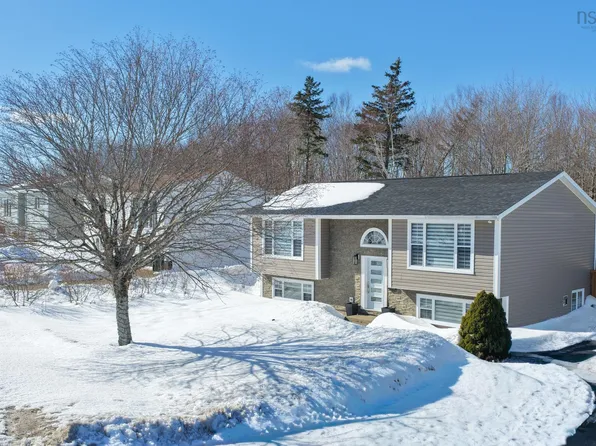 724 Cottage Rd, Sydney, NS B1P 6S6
