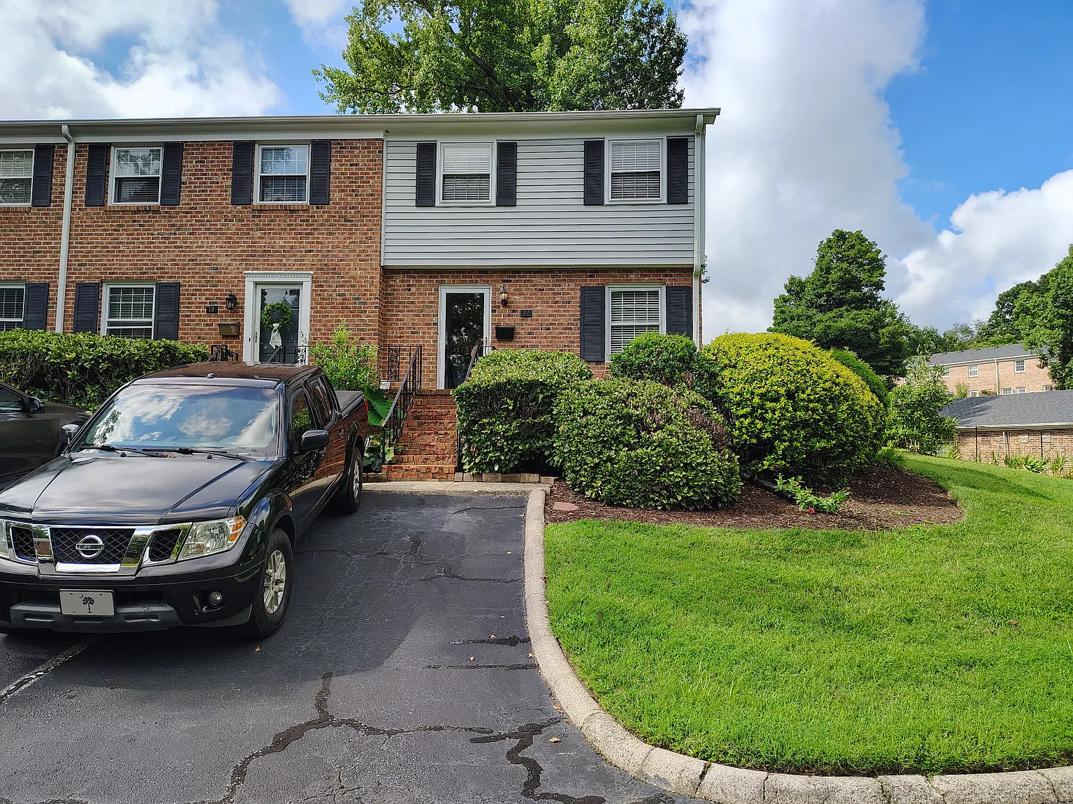 2 bed, 1.5 bath, 1080 sqft, $1,800 — Photo 1