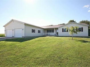 696 State Highway 185, Vandalia, IL 62471