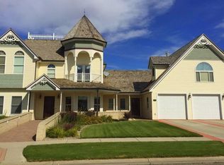 1913 24th St SW, Minot, ND 58701