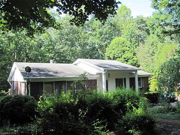 3rd image of 258 Foxhunt Ln