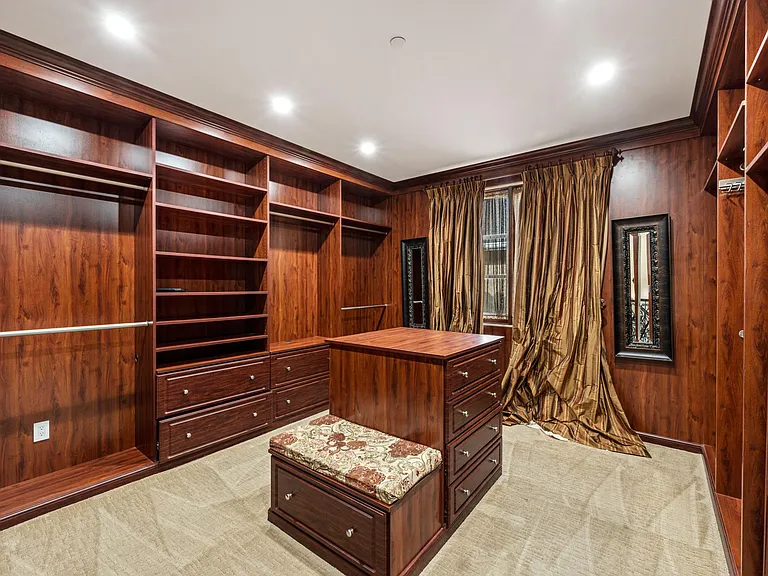 305 N Palm Dr — Photo 23
