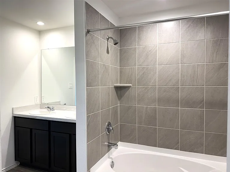 1111 Tempranillo Way — Photo 11