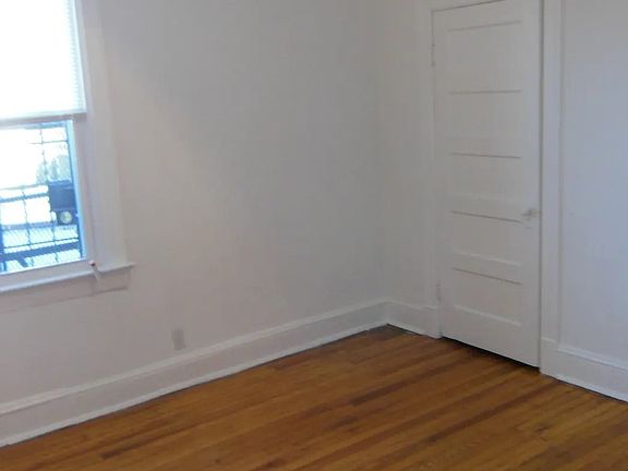 4th image of 1664 Columbia Rd NW APT 31