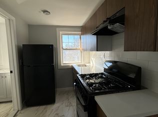 145 Vermont Ave #4, Newark, NJ 07106