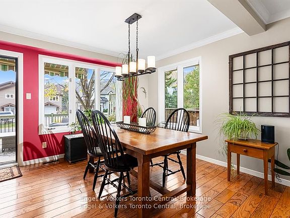 5th image of 125 Pioneer Ln