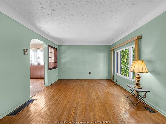 5th image of 3480 Bliss Rd