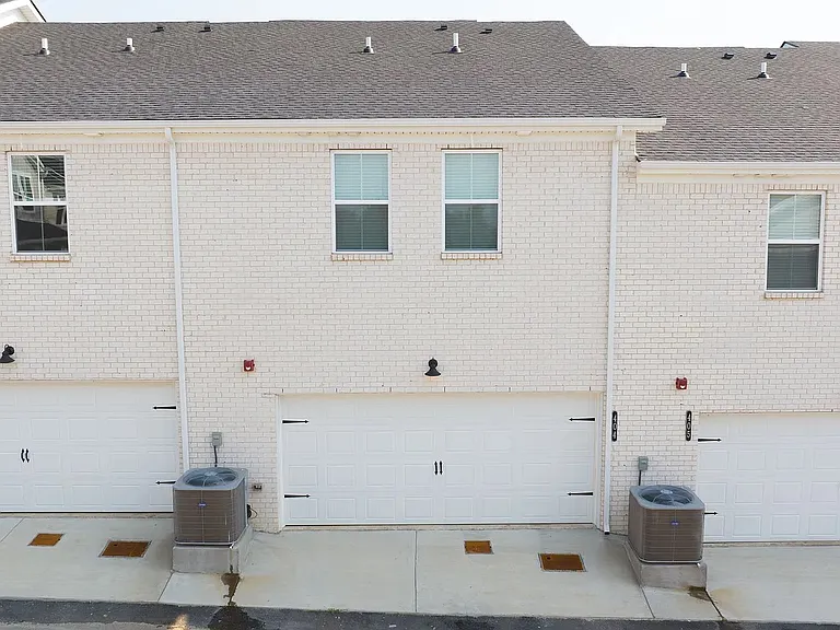204 Douglas Bend Rd #405 — Photo 2