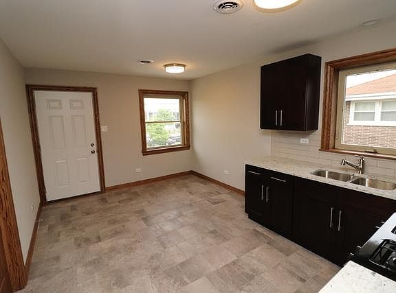 3rd image of 9329 S Kolmar Ave #2