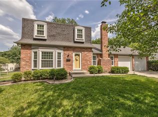 9717 Slater Ln, Overland Park, KS 66212