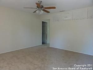 2nd image of 213 Ivy Ln