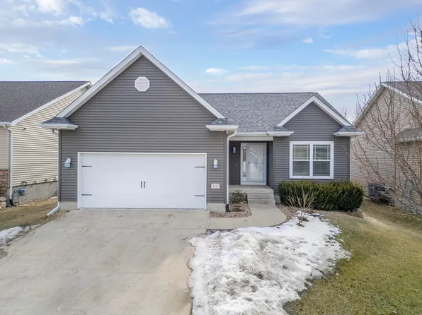 1420 Hummingbird Cir, Waterloo, IA 50702