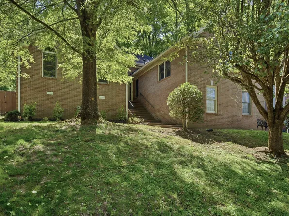 5032 Sunset Way, Hermitage, TN 37076