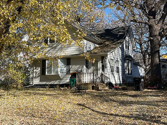 2nd image of 525 Euclid Ave