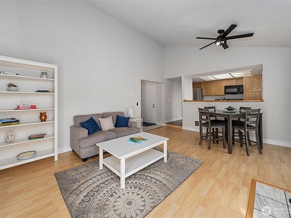 5th image of 14401 SE Petrovitsky Road #G204