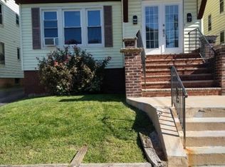 127-129 Grumman Ave, Newark, NJ 07112