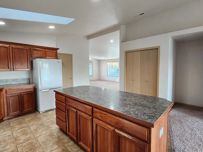 5811 Austin Ct — Photo 8