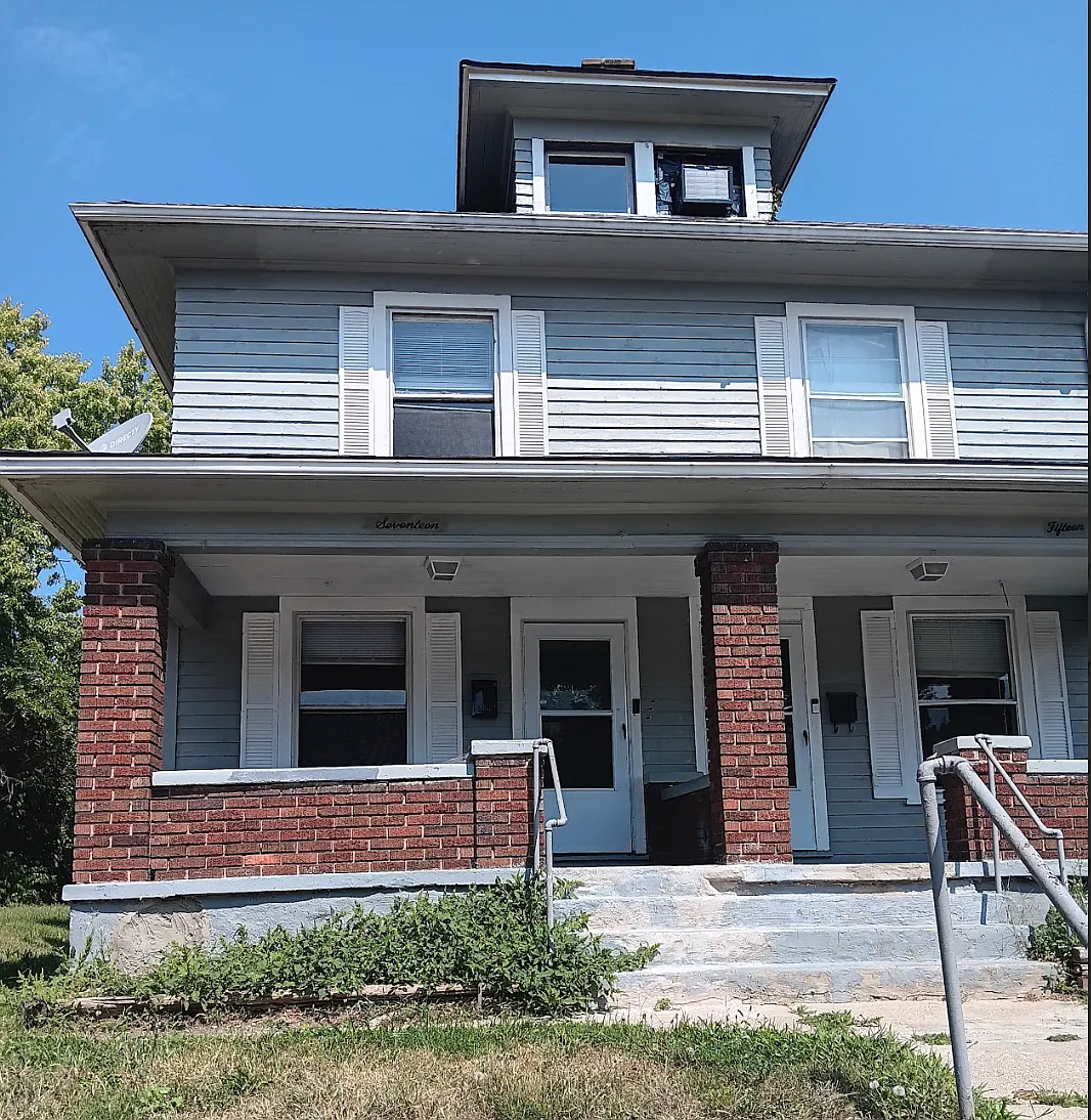 15 West Hudson Avenue - 17 — Photo 3
